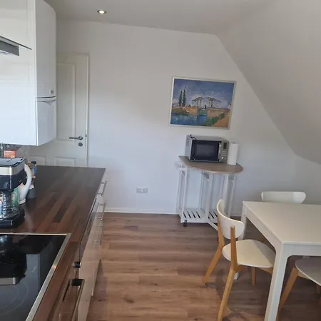 شقة Moderne Top-wohnung Zentral, Nahe Kinderklinik Mit Parkplatz *