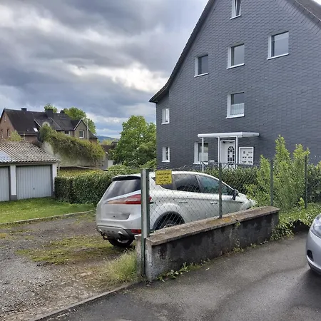 شقة Moderne Top-wohnung Zentral, Nahe Kinderklinik Mit Parkplatz *