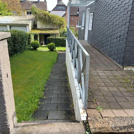 Moderne Top-wohnung Zentral, Nahe Kinderklinik Mit Parkplatz *